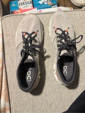 On Cloud X Lightweight Grey Running Shoes